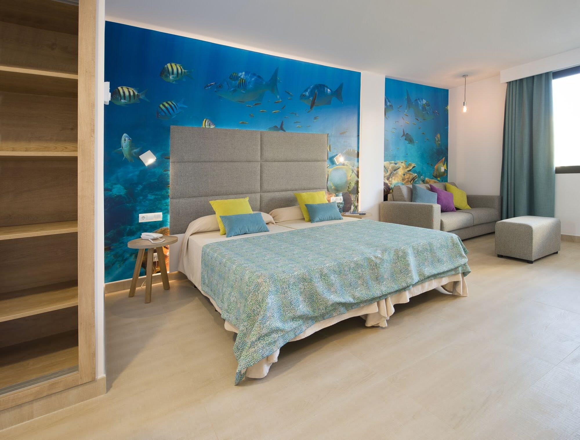 Marvell Club Hotel & Apartments San Antonio  Bagian luar foto