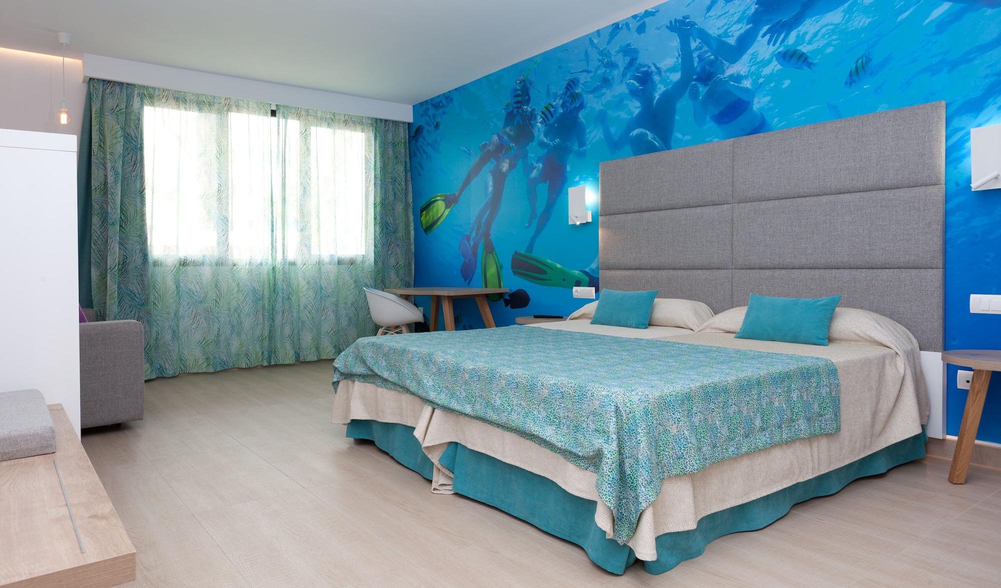 Marvell Club Hotel & Apartments San Antonio  Bagian luar foto