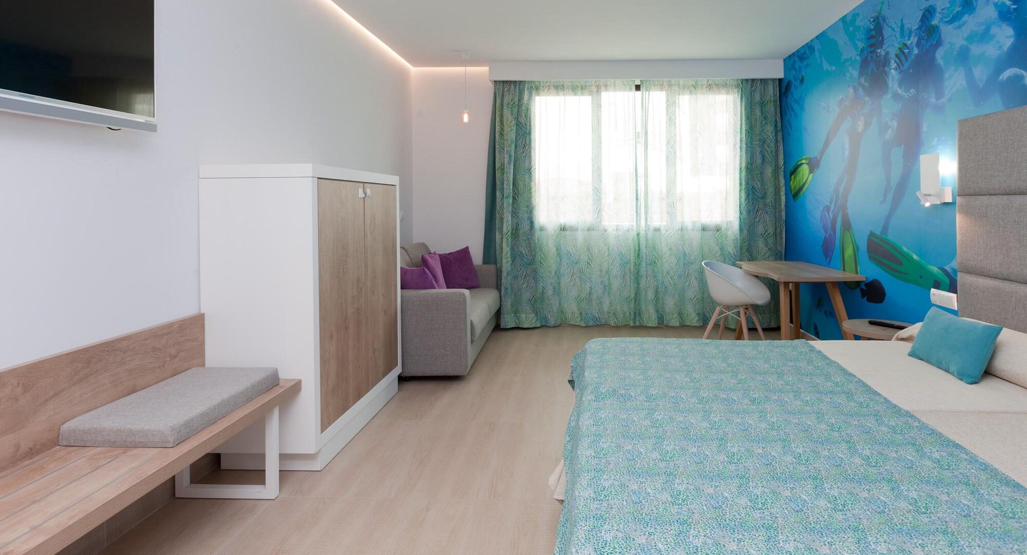 Marvell Club Hotel & Apartments San Antonio  Bagian luar foto