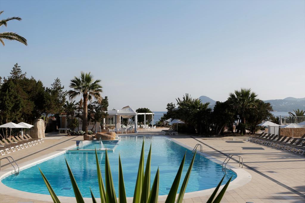 Marvell Club Hotel & Apartments San Antonio  Bagian luar foto